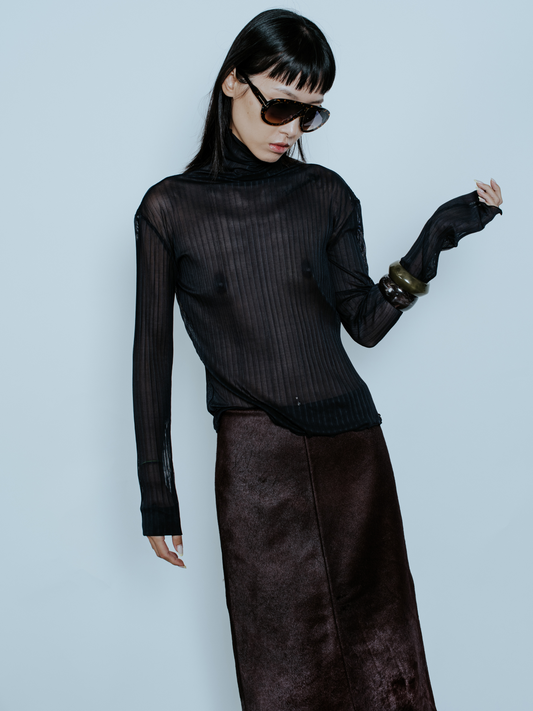 ARDEN SHEER PLISSE TOP BLACK