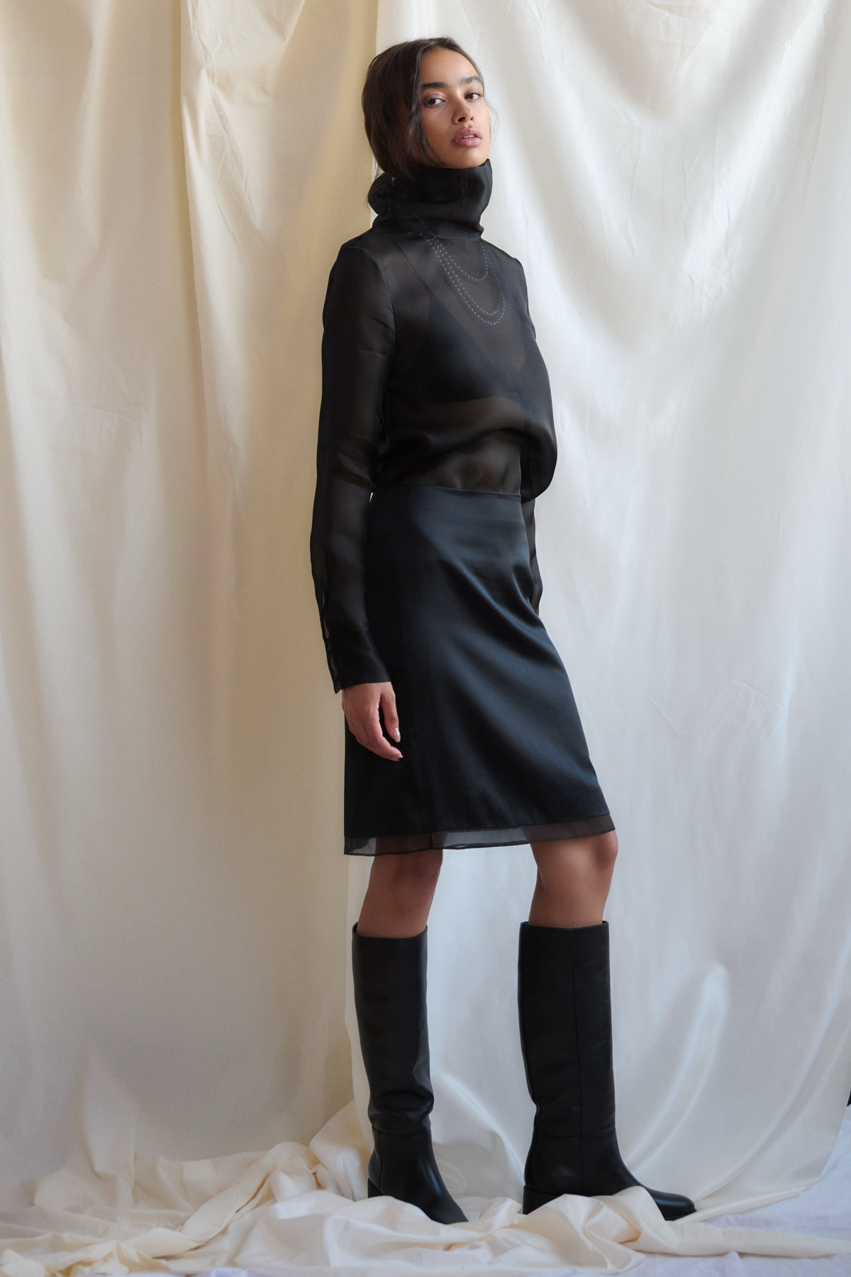 GEORGIA SILK SKIRT BLACK